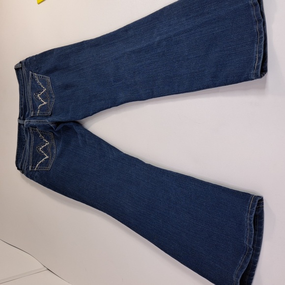 Wrangler Bootcut Mid-Rise Blue Jeans Size 7/8 ×32 Style 10MWBAR - Picture 11 of 15